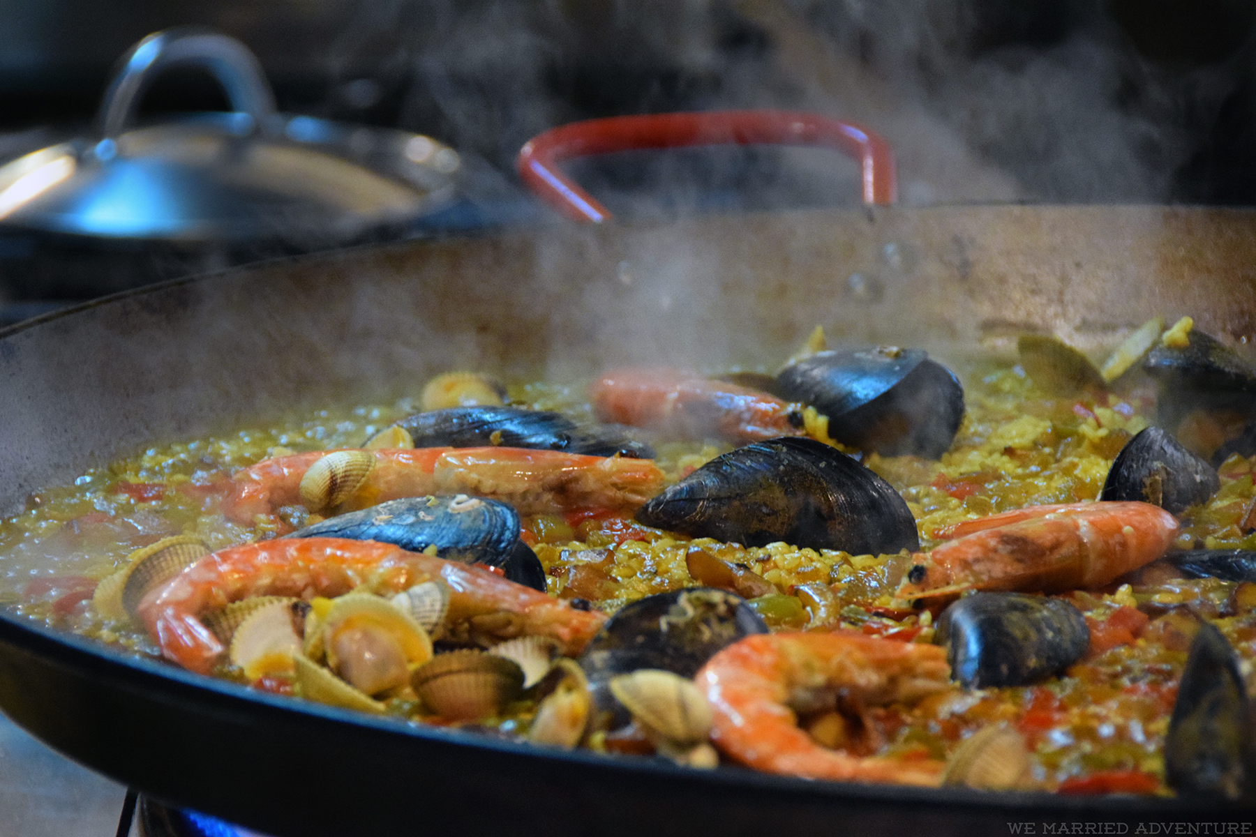 Paella Cooking Class and a Tour of La Boqueria Food Market in Barcelona